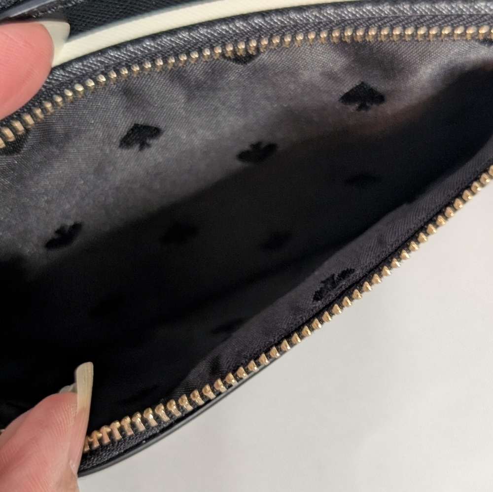 Kate Spade Shore Street Sailing Striped Tinie Wristlet EUC - Picture 5 of 6